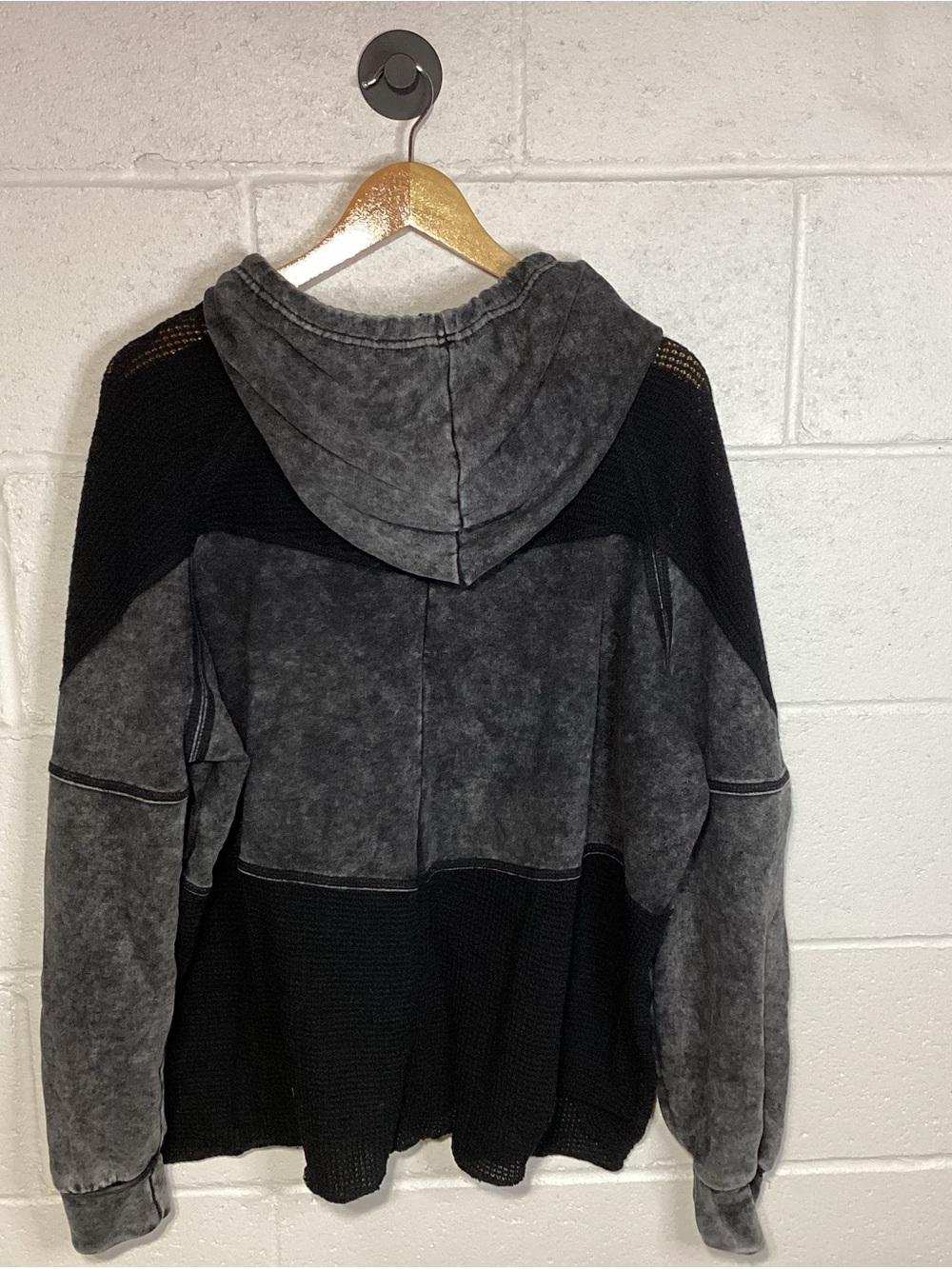 Gilded Intent from Buckle Black and Charcoal Zip-Up Hoodie Sweater - Picture 3 of 3
